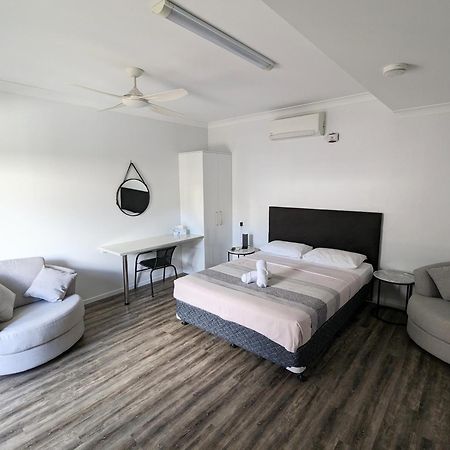 Escape On Lake Cairns Ngoại thất bức ảnh